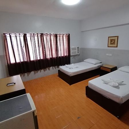 Dona Mercedes Cebu Exterior photo