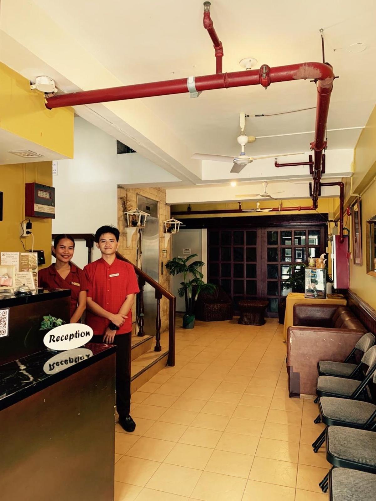 Dona Mercedes Cebu Exterior photo